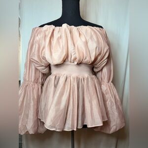 Elegant Blush Off-Shoulder Cloud Ten Women's Top Size Small